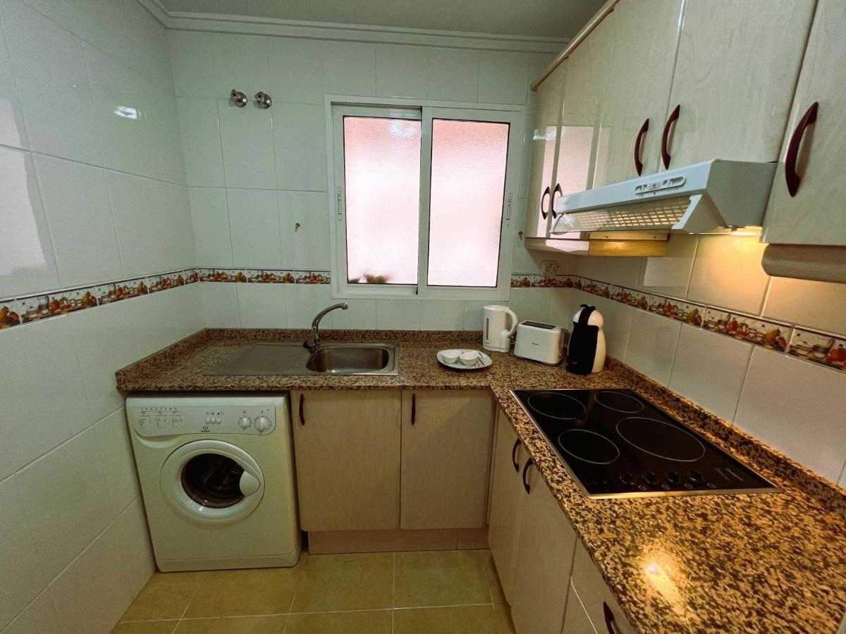 Holiday Suite Fragata Torrevieja Kültér fotó