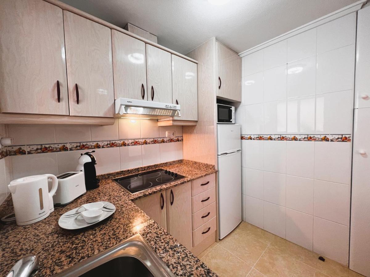 Holiday Suite Fragata Torrevieja Kültér fotó